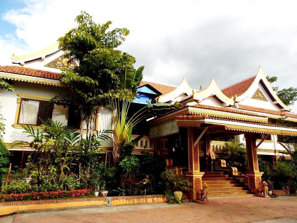 E-Outfitting Vang Thong Hotel Luang Prabang Exterior photo