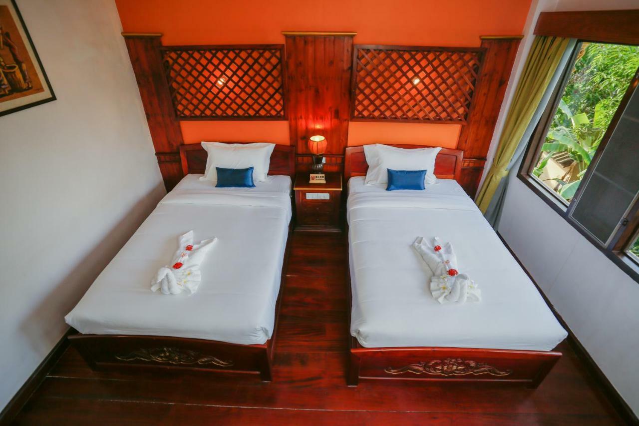 E-Outfitting Vang Thong Hotel Luang Prabang Exterior photo