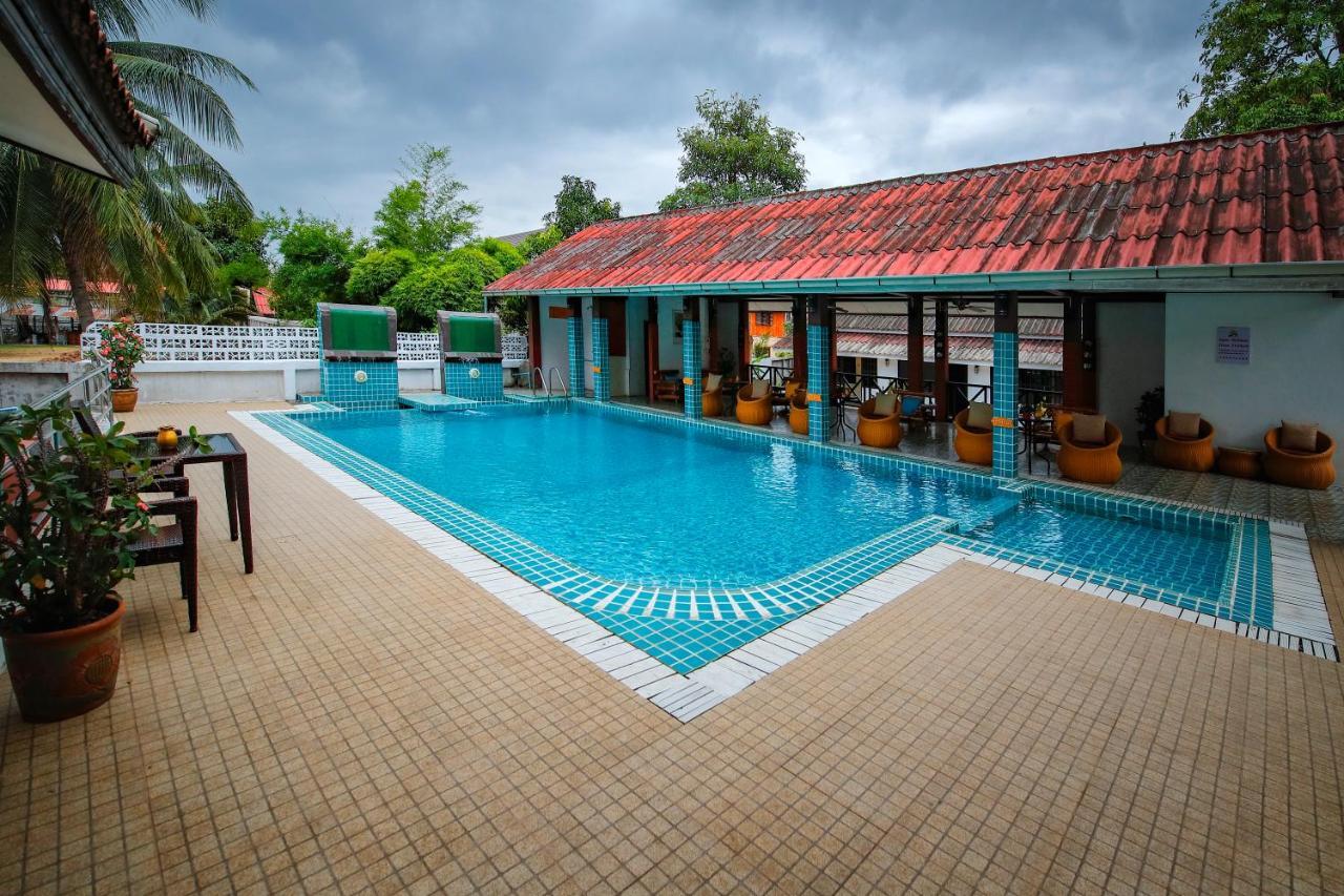 E-Outfitting Vang Thong Hotel Luang Prabang Exterior photo